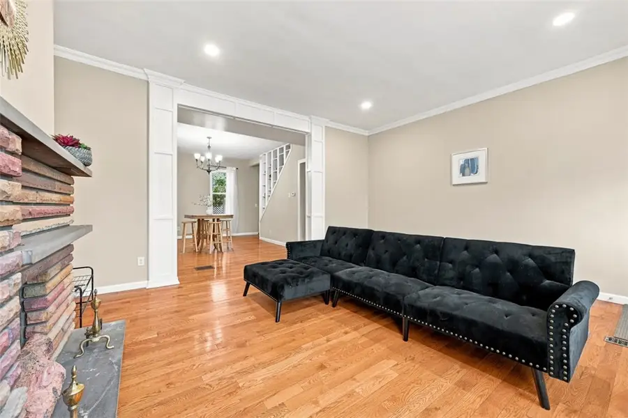1820 Sarah St, Pittsburgh, PA 15203 - #2