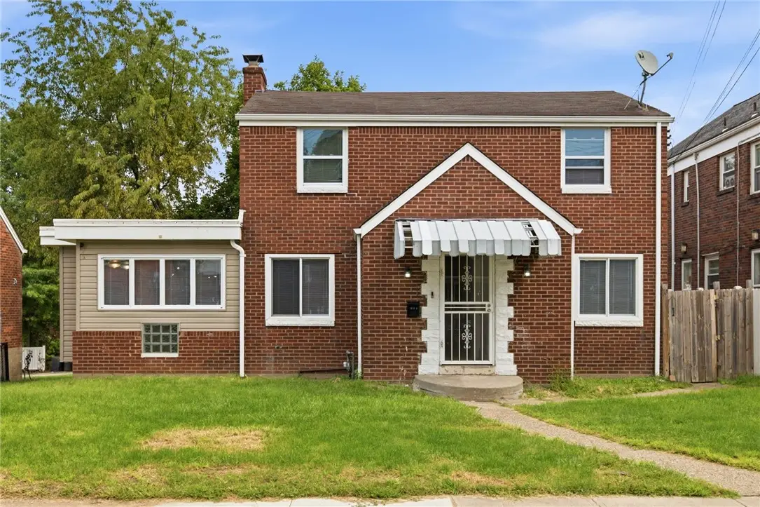 1025 Washington Street, McKeesport, PA 15132 - #1