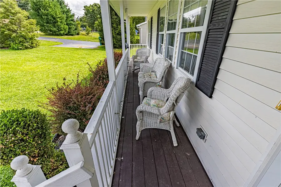 3699 Mitchell Rd, New Castle, PA 16105 - #3