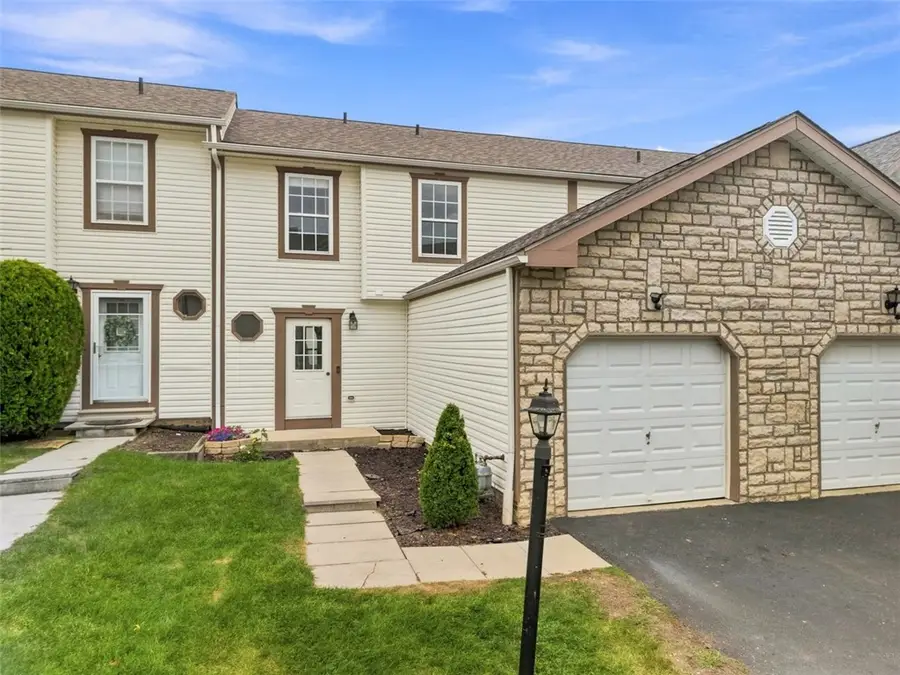 203 Pine Valley Dr, Imperial, PA 15126 - #2