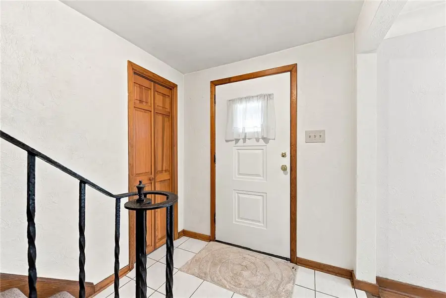 105.5 Olive Dr, Trafford, PA 15085 - #2