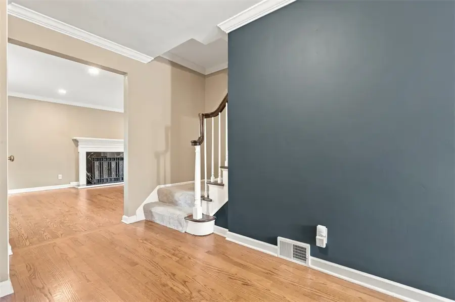 809 White Oak Cir, Pittsburgh, PA 15228 - #3