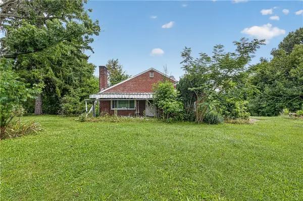 4194 Battle Ridge Rd, Mc Donald, PA 15057