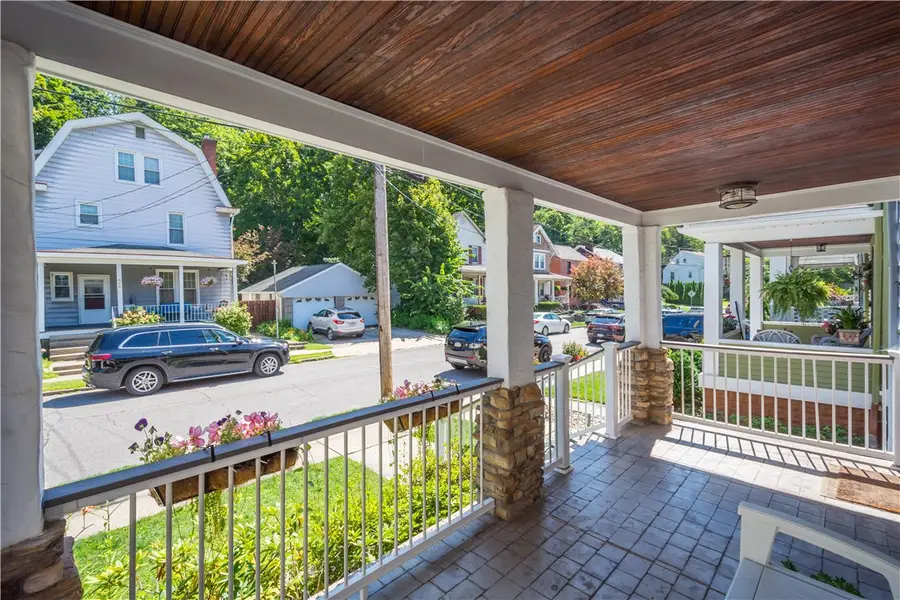 327 Nicholas Pl, Sewickley, PA 15143 - #2