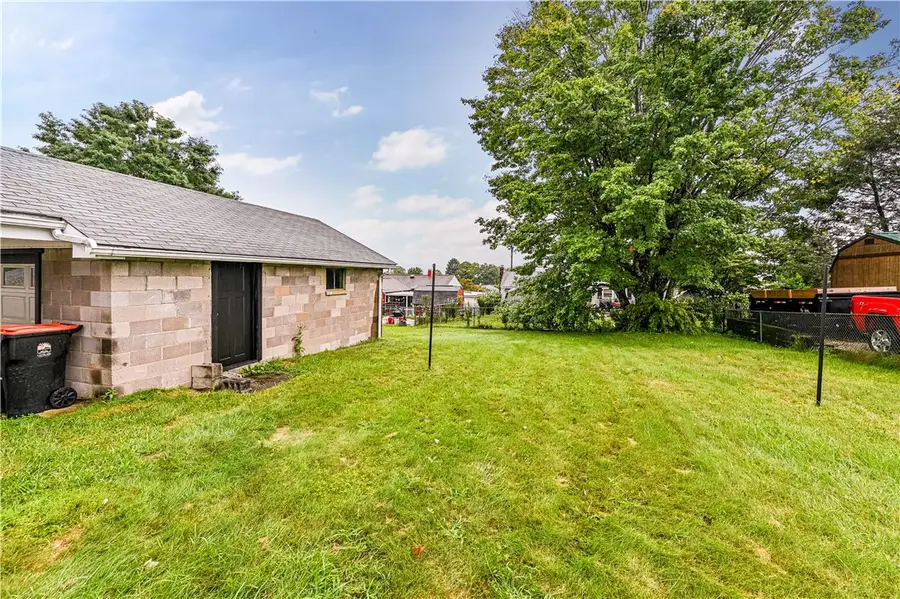 40 Viewmont Drive, Latrobe, PA 15650 - #3