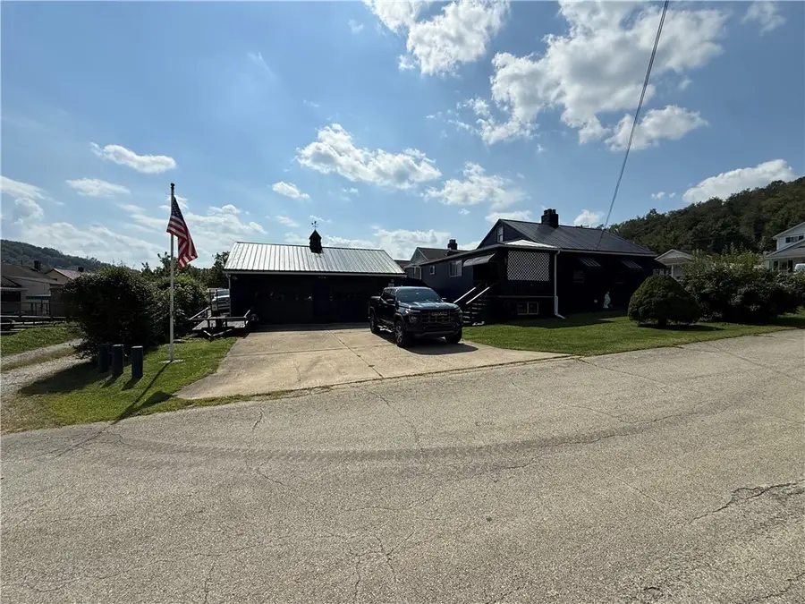 58 Berry Avenue, Clarksville, PA 15322 - #3