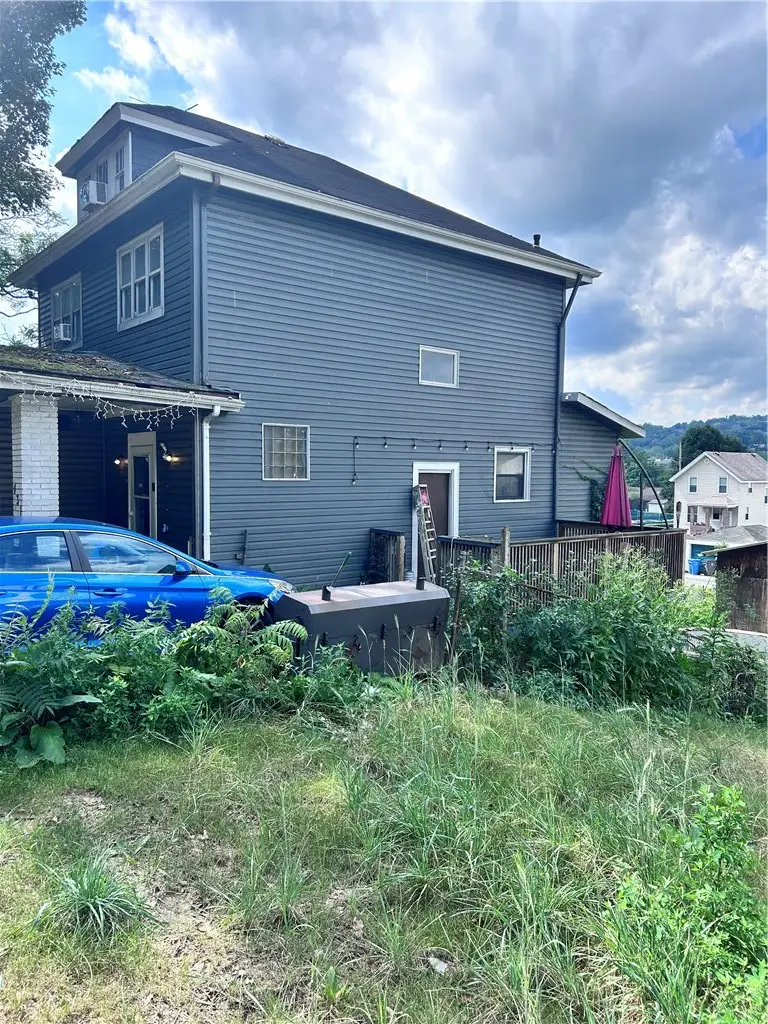 431 Noblestown Rd, Carnegie, PA 15106 - #3