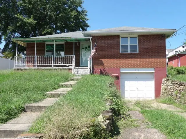 212 Scott Street, Charleroi, PA 15022 - #1