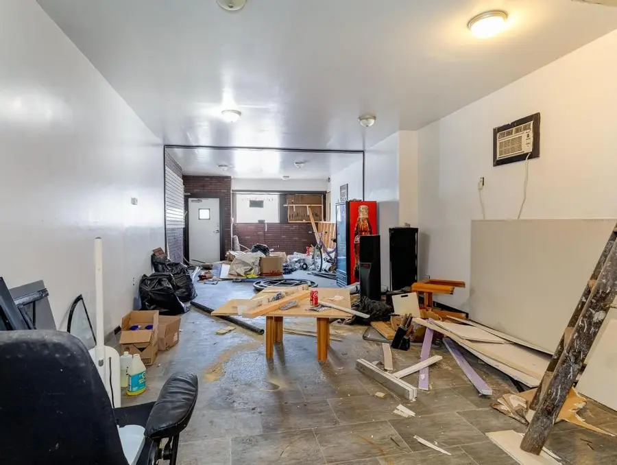 372 E Washington St, New Castle, PA 16101 - #3