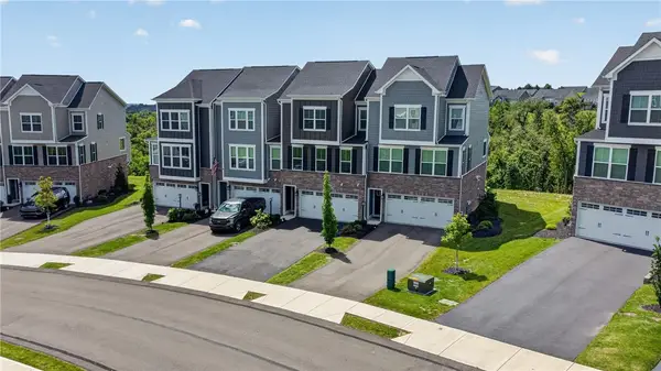 403 Sage Dr #B, Canonsburg, PA 15317