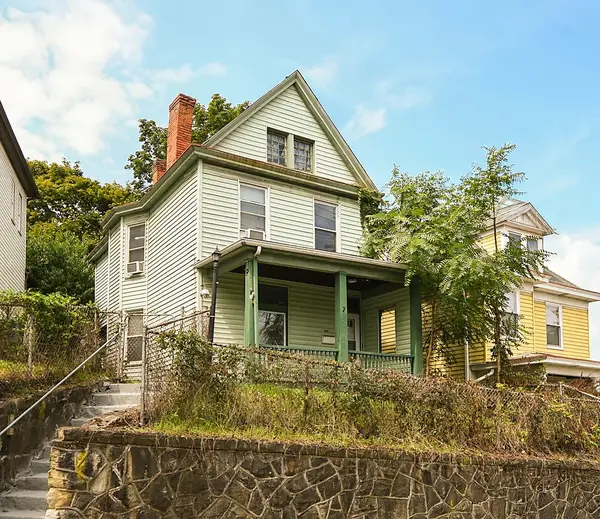 405 N Birmingham Ave, Pittsburgh, PA 15202