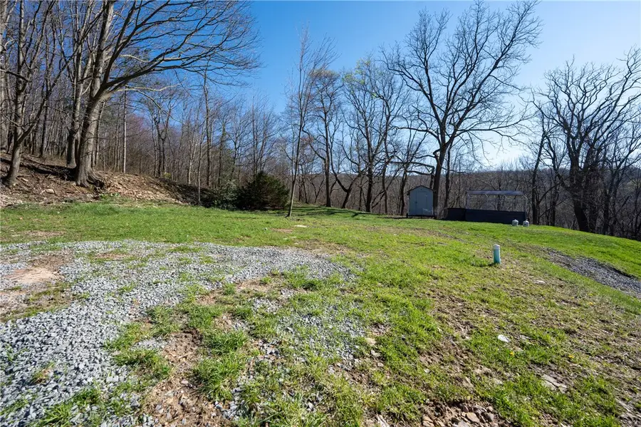 221 Malvina Ln, Latrobe, PA 15650 - #3