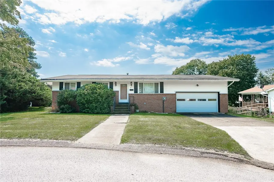 70 Shryock Ave, Indiana, PA 15701 - #2