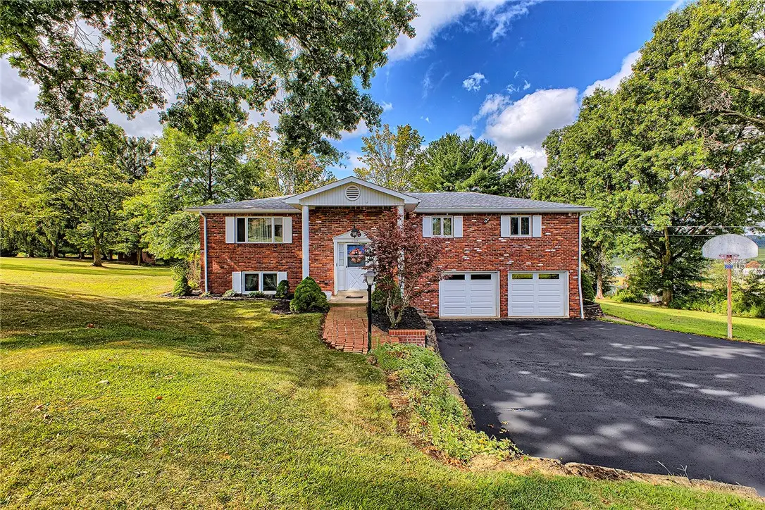 112 Friendship Lane, Greensburg, PA 15601 - #1