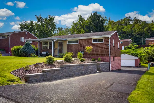 13644 Ormsby Drive, Irwin, PA 15642