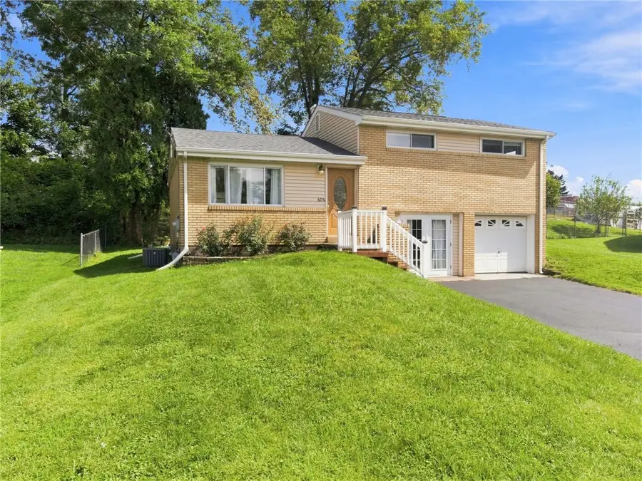 606 Winterberry Rd, Monroeville, PA 15146 - #2