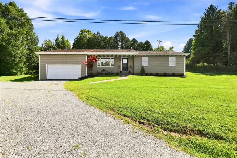 1820 Mckelvey Rd, Ligonier, PA 15658 - #2