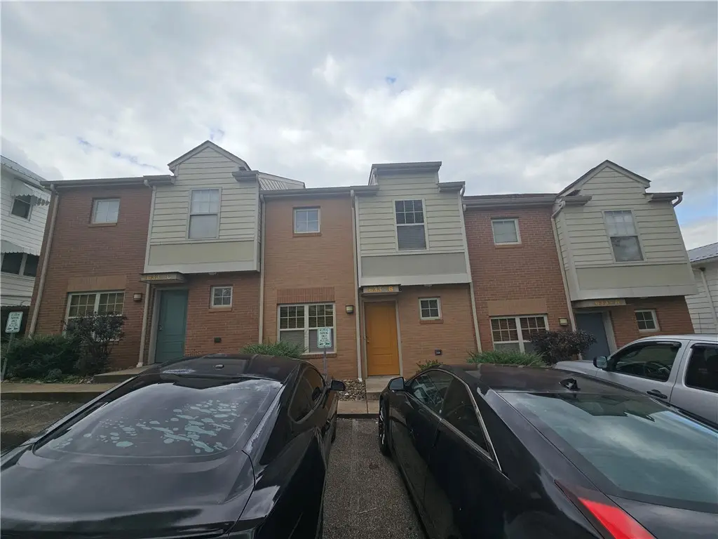 633 Hickory St, California, PA 15419 - #1