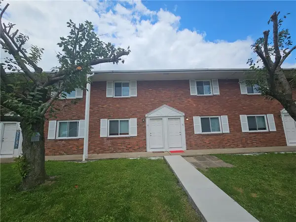 633 American St, California, PA 15419