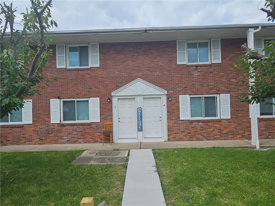 633 American St, California, PA 15419 - #3