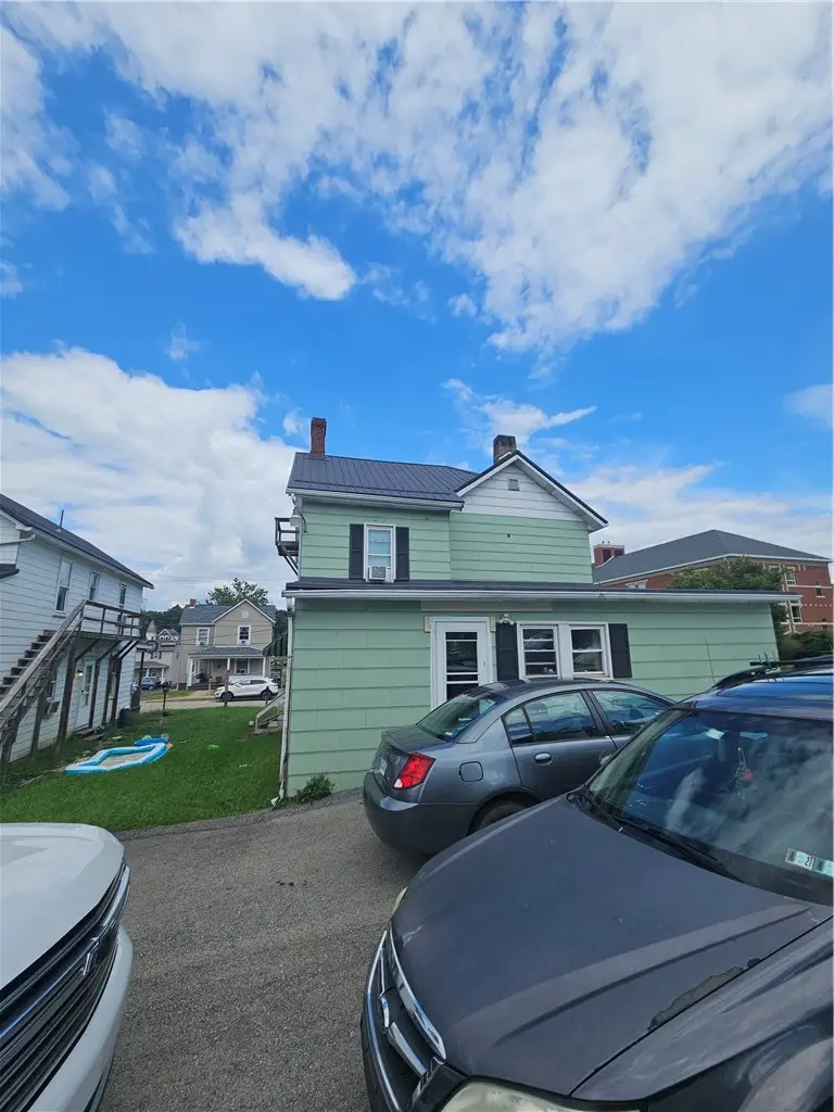 521 4th St, California, PA 15419 - #3