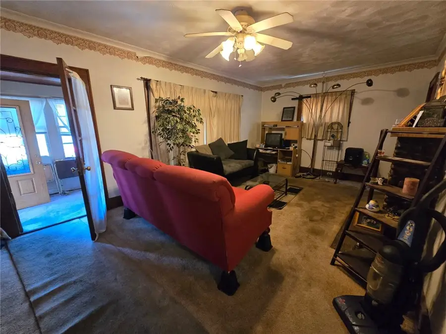 607 E 24th St, Erie, PA 16503 - #3