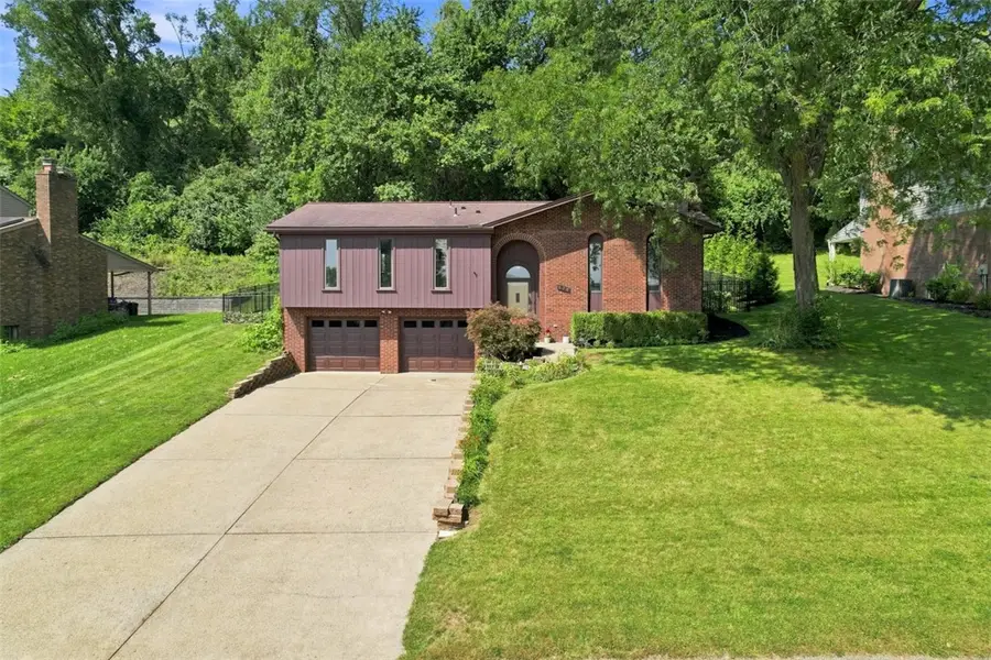 628 Ray Dr, Carnegie, PA 15106 - #2