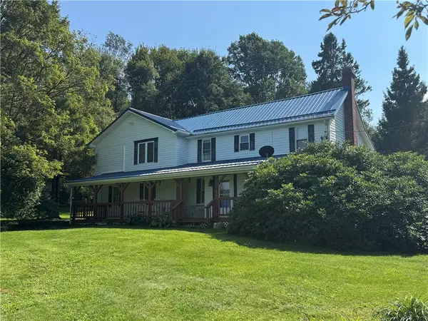 4124 Hemlock Rd, Cherry Tree, PA 15724
