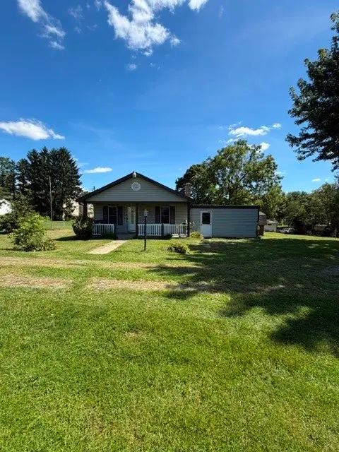 1391 Route 30, Clinton, PA 15026