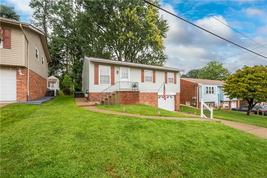 1525 Leona Ave, South Park, PA 15129 - #3