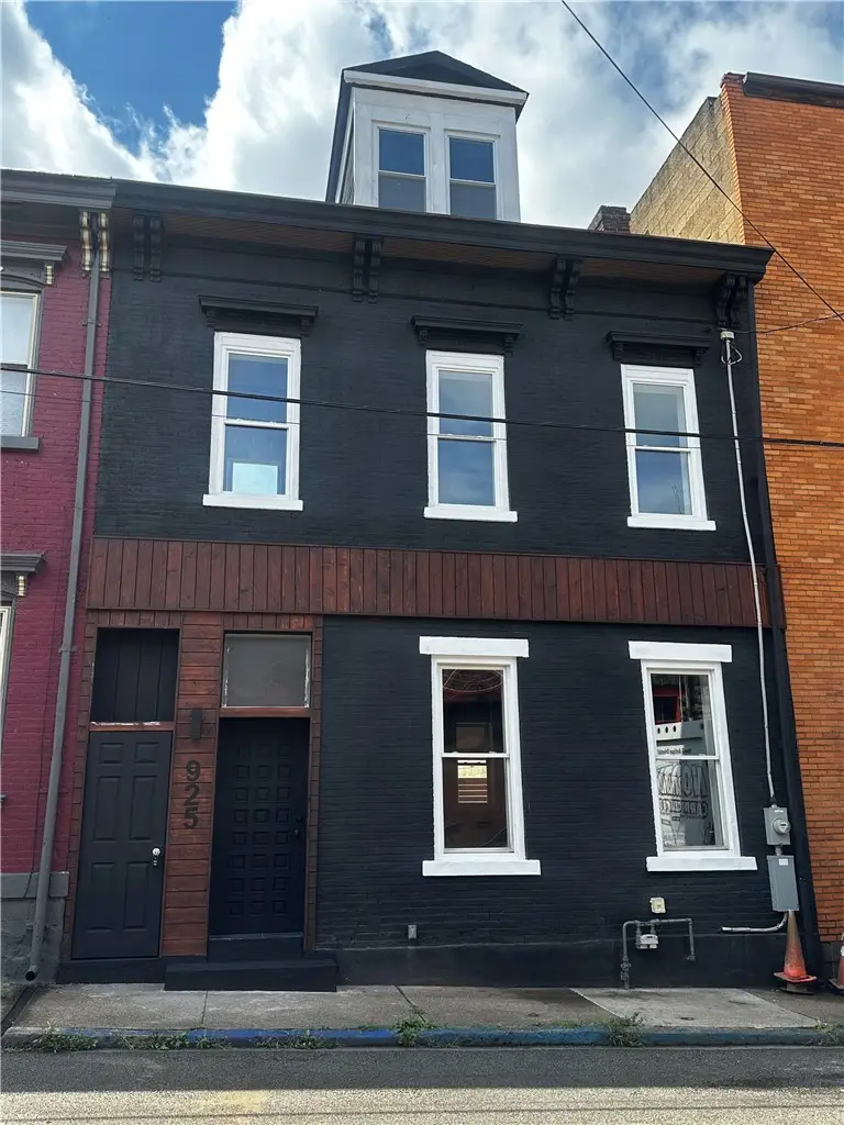 925 Constance St, Pittsburgh, PA 15212 - #1
