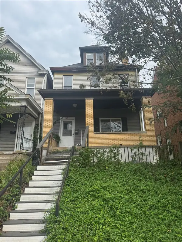 1234 Oakmont St, Pittsburgh, PA 15205