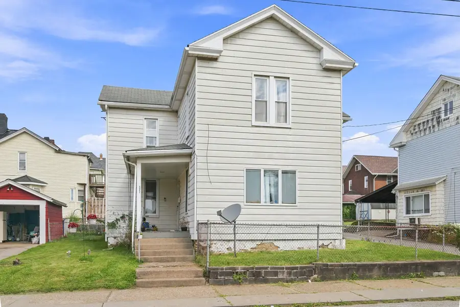 321 E 9th Avenue, Tarentum, PA 15084 - #3