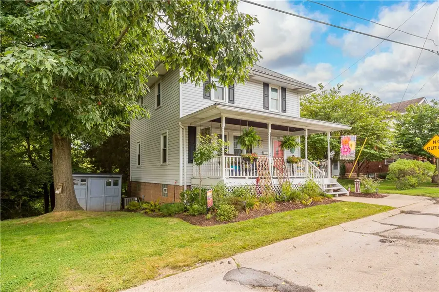 106 Arnold Ave, Houston, PA 15342 - #2