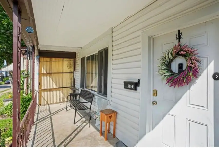 1004 Moyer St, Pittsburgh, PA 15204 - #2