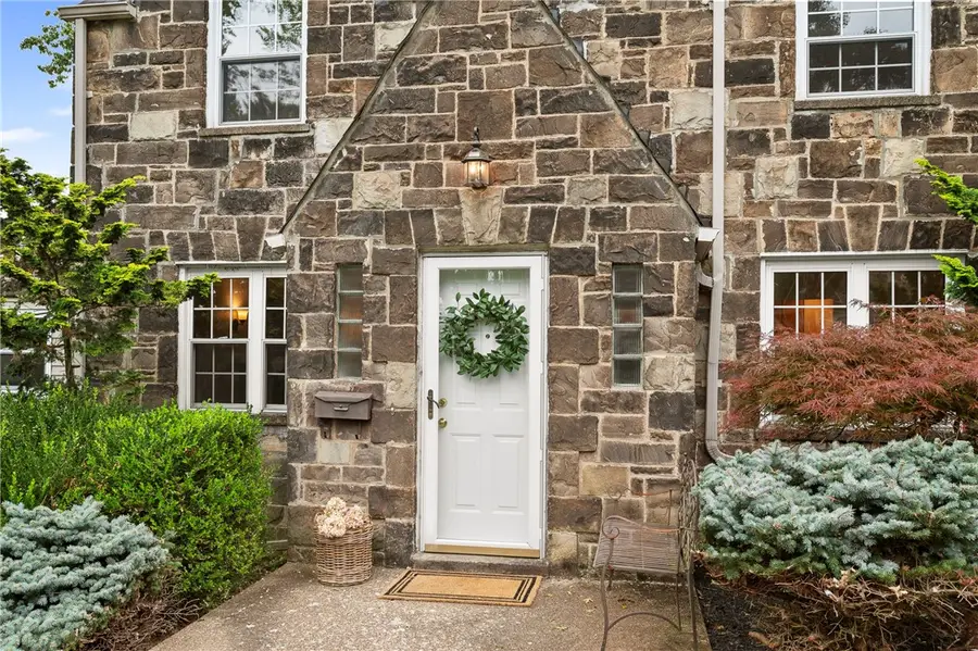 1750 Williamsburg Place, Pittsburgh, PA 15235 - #2