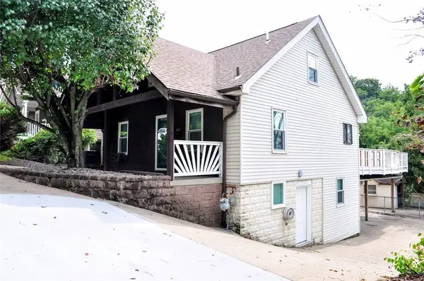 204 Weavertown Rd, Canonsburg, PA 15317