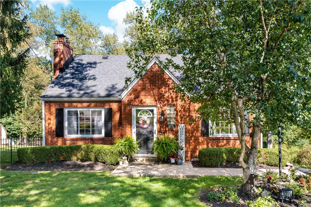 3211 Chalmers Ave, Murrysville, PA 15668 - #1