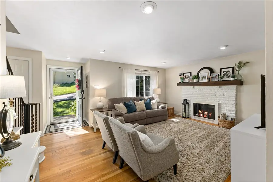 3211 Chalmers Ave, Murrysville, PA 15668 - #3