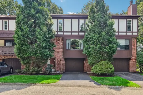330 Woodbridge Drive, Pittsburgh, PA 15237