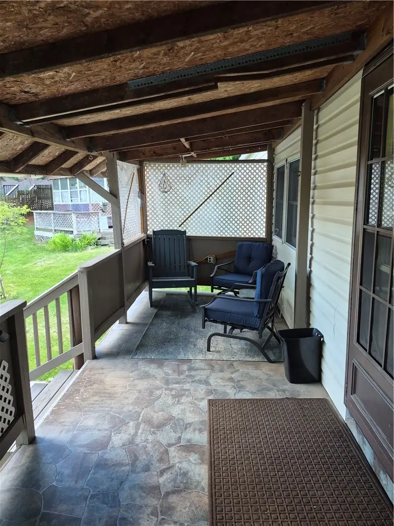 4008 Finleyville Elrama Rd, Finleyville, PA 15332 - #2