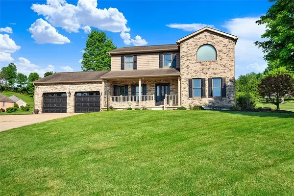 774 Vernon Dr, Rostraver Twp, PA 15012