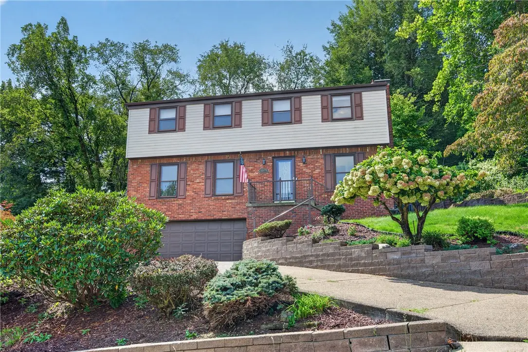 1024 Surrey Woods Rd, Bethel Park, PA 15102 - #1