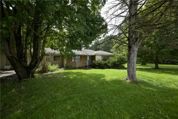 2631 Darlington Rd, Beaver Falls, PA 15010