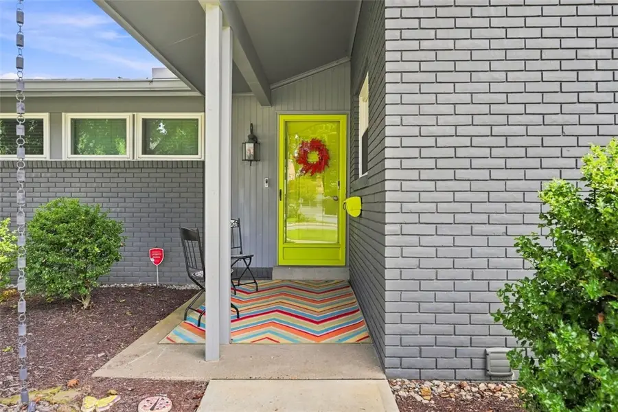 323 Tadmar Ave, Pittsburgh, PA 15237 - #2