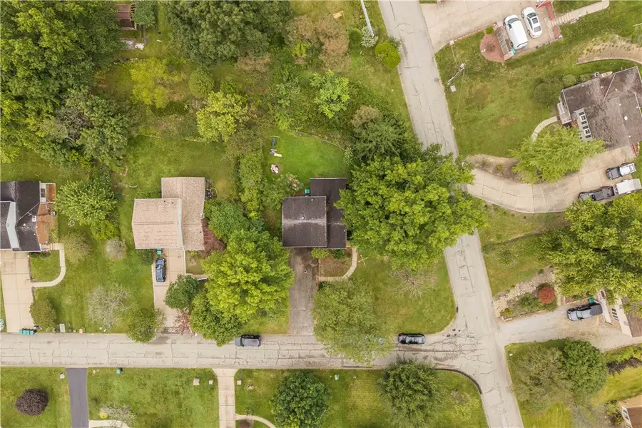 3485 Ivy Hill Ln, Finleyville, PA 15332 - #3