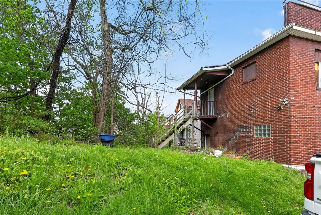 3204 Versailles Ave, McKeesport, PA 15132 - #1