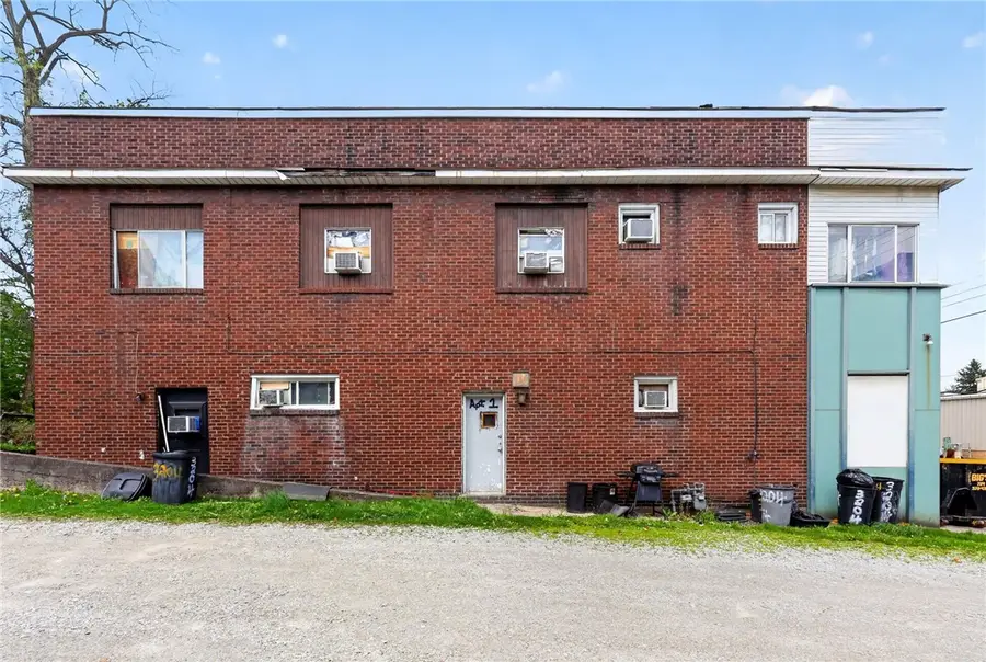 3204 Versailles Ave, McKeesport, PA 15132 - #2