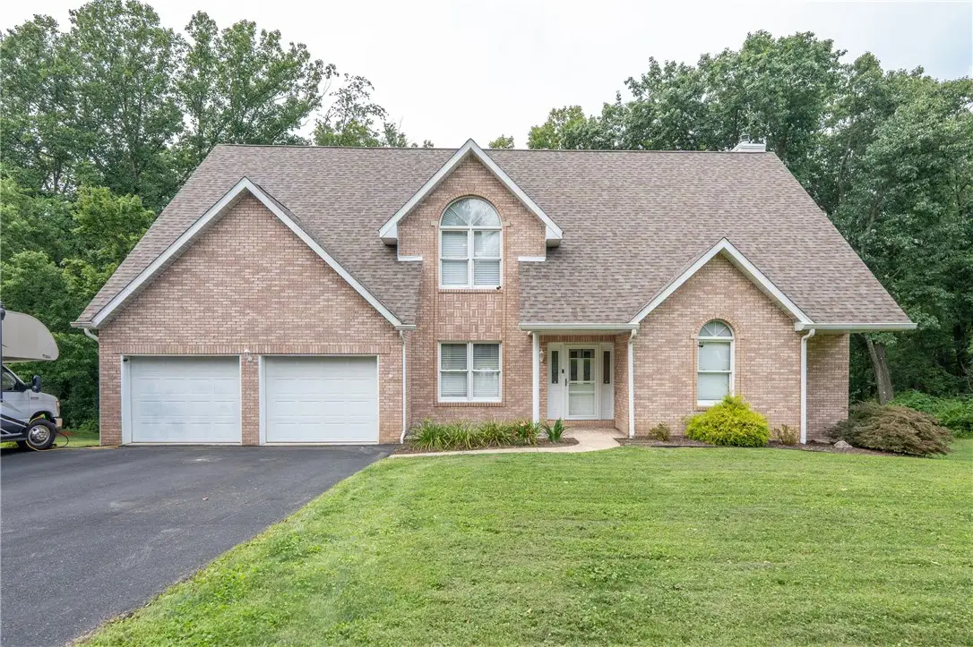 121 Johnson Rd, Greensburg, PA 15601 - #1