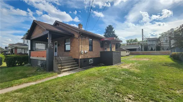 4611 5th Ave, Beaver Falls, PA 15010